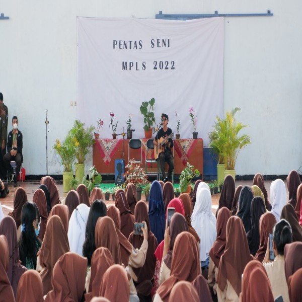 Masa Pengenalan Lingkungan Sekolah (MPLS)